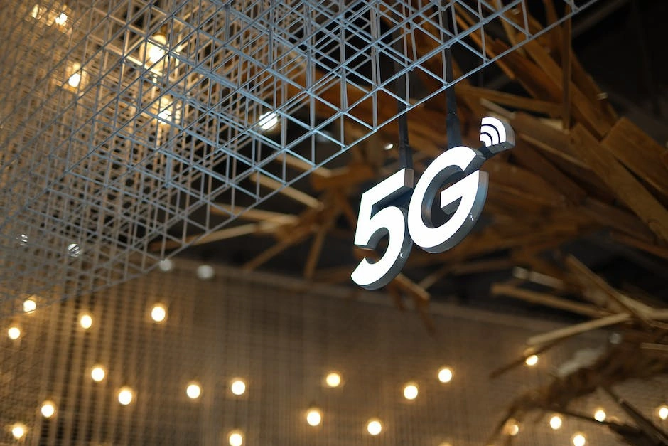 深圳 2023 計(jì)劃新增 5G 基站一萬(wàn)個(gè)，全市平均下載速率提高至 500Mbps